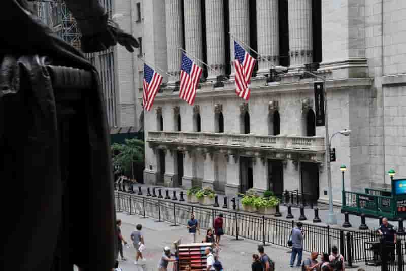 Les marches americains finissent peu changes