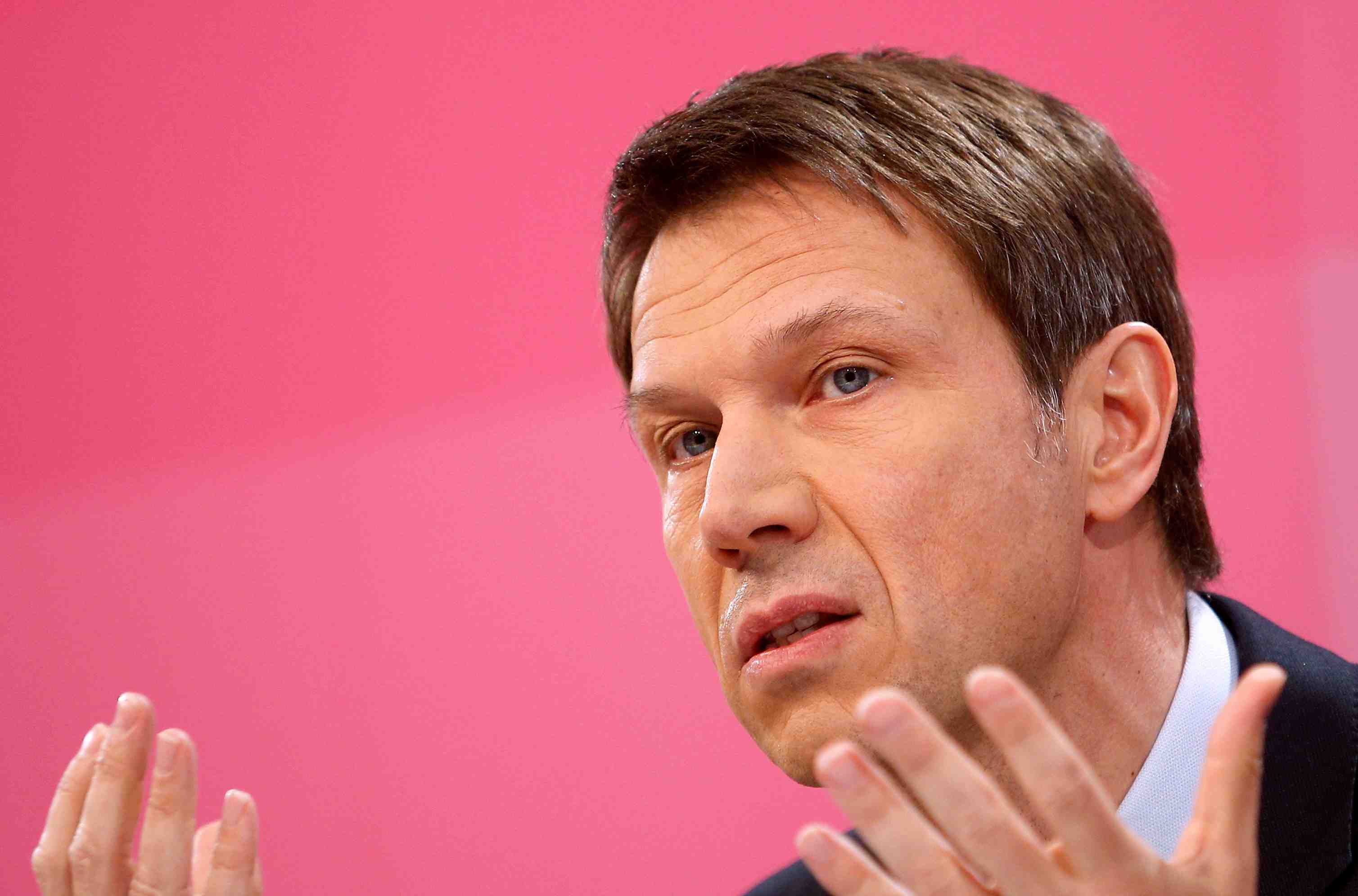 Airbus propose rene obermann comme prochain president en 2020