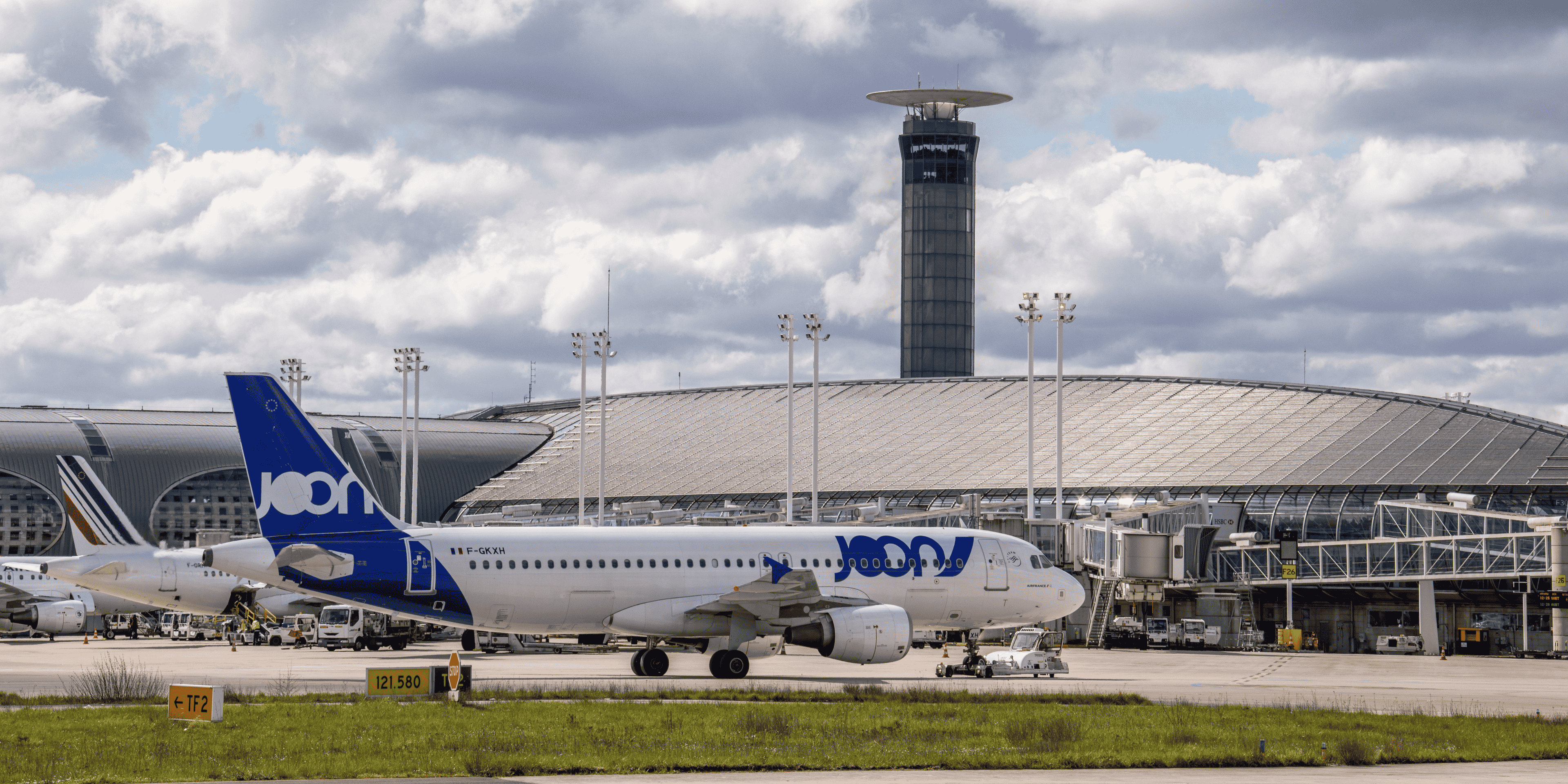 Joon, Airbus, A340, Air France CDG 2E, terminal, Roissy-Charles-de-Gaulle, aéroport, aérien, hub,