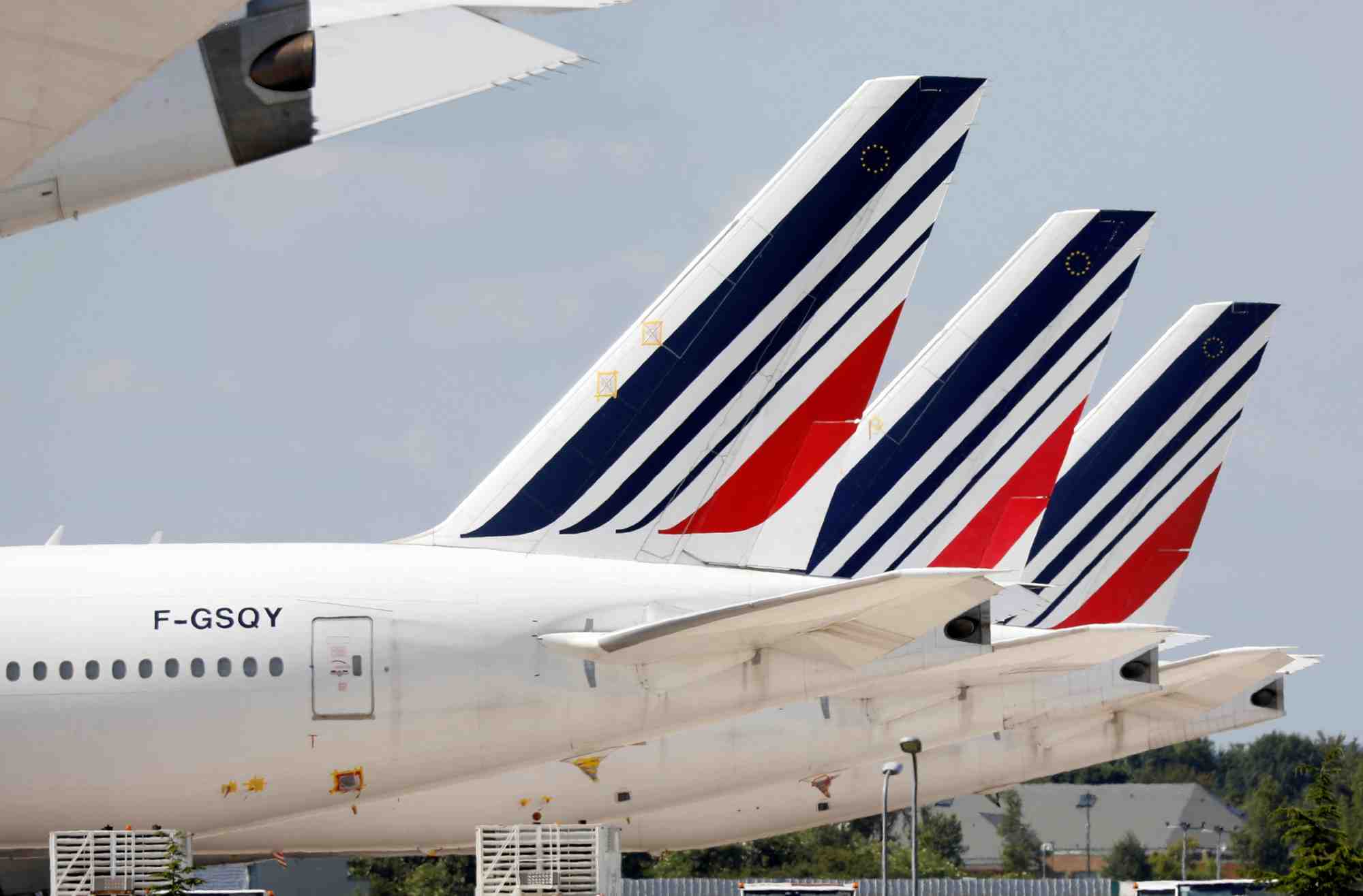 Le groupe a enregistré une perte d'exploitation de 489 millions d'euros.