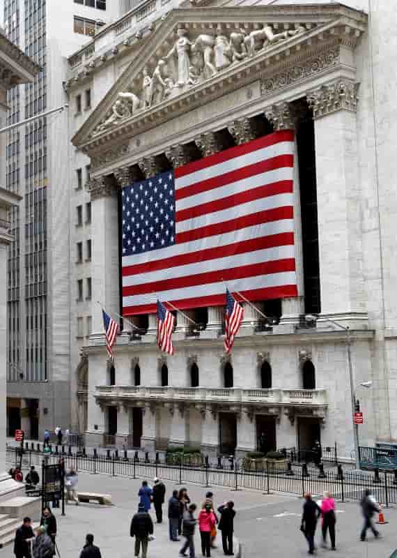 Wall street attend la fed et la decision sur l'obamacare