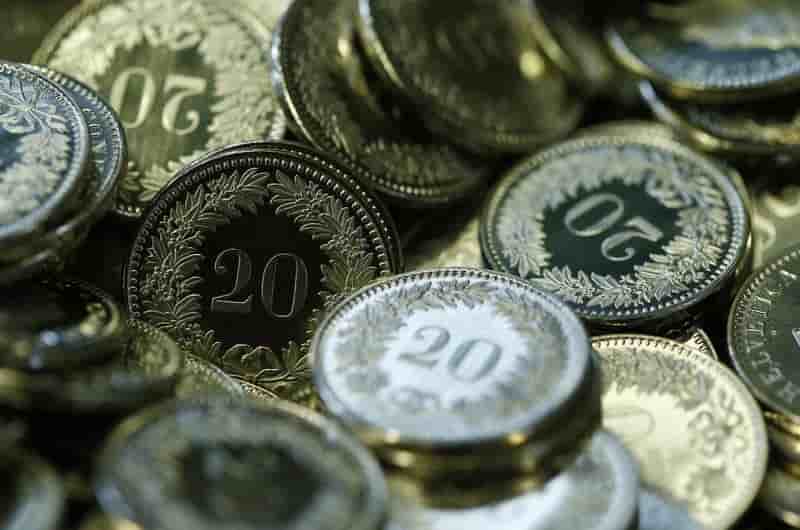 La bns parlera-t-elle differemment du franc?