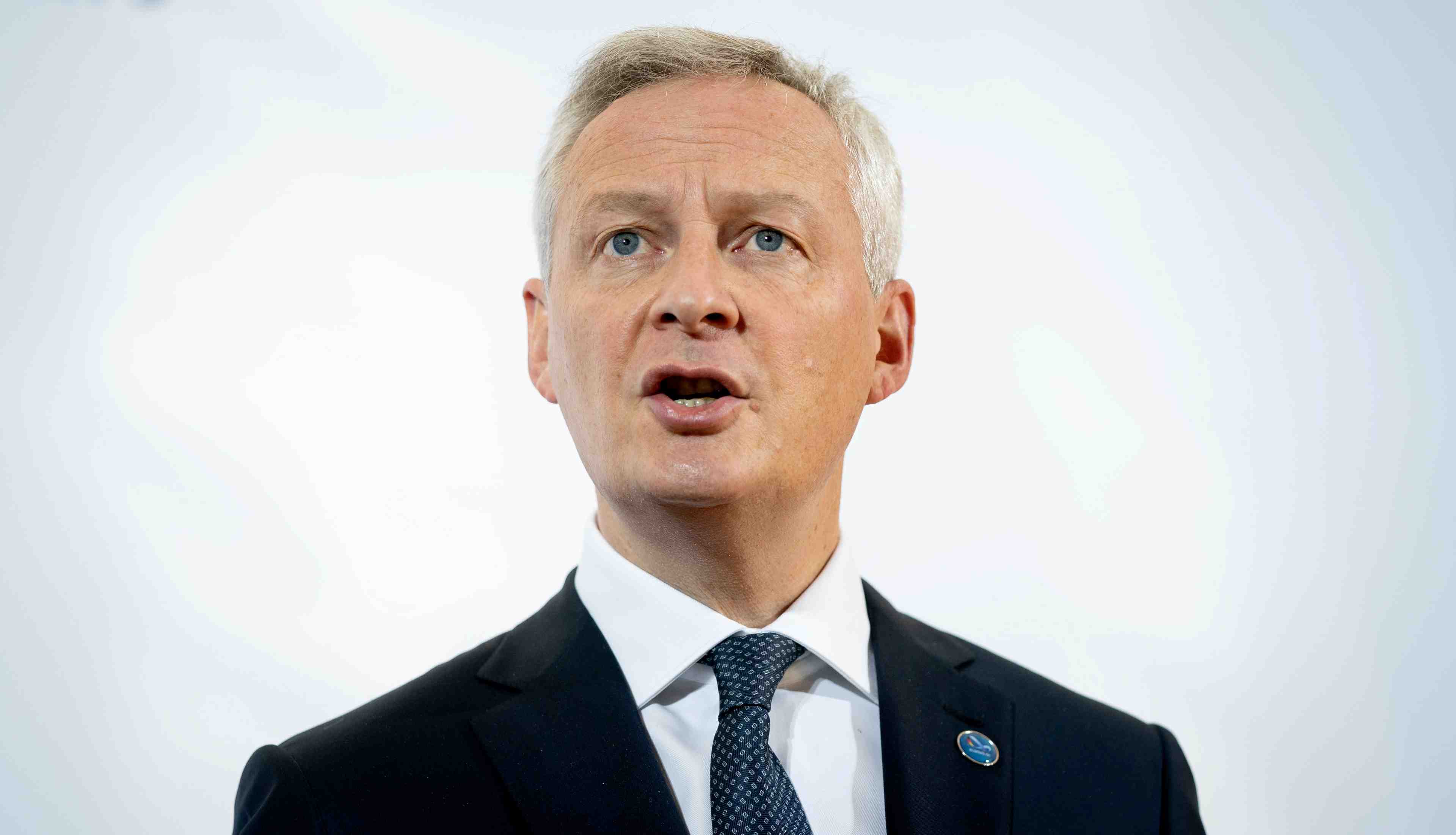 L'etat veut apaiser le conflit veolia-suez, pas de "precipitation"