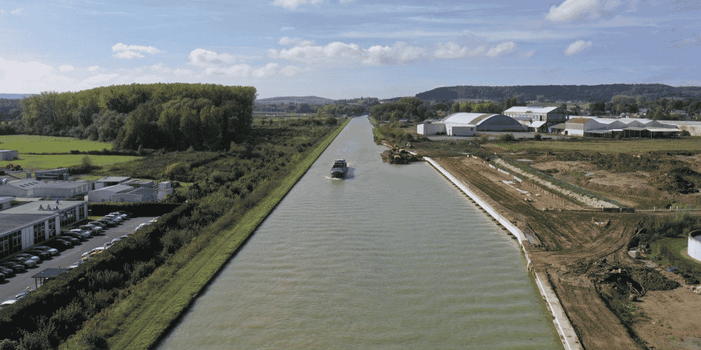 Les concentrations en TFAS sont importantes dans des cours d'eau comme la Seine en France (photo d'illustration).