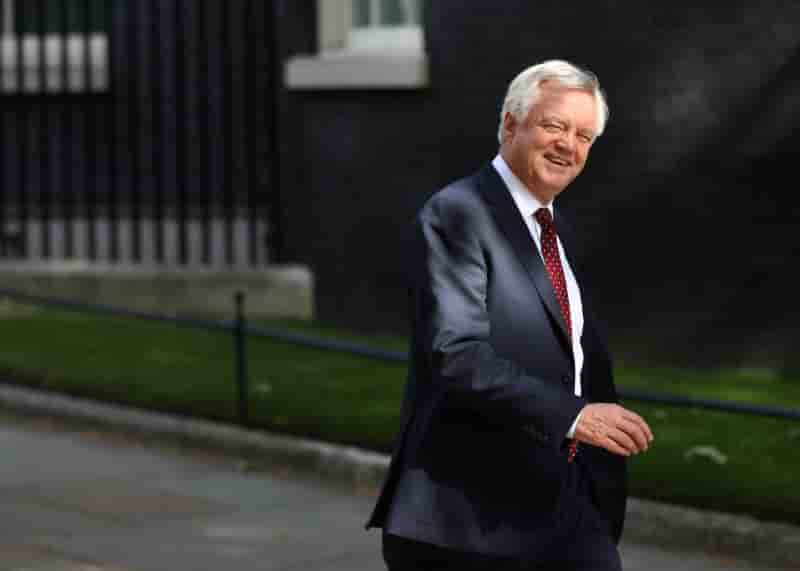 Demission du ministre charge du brexit david davis