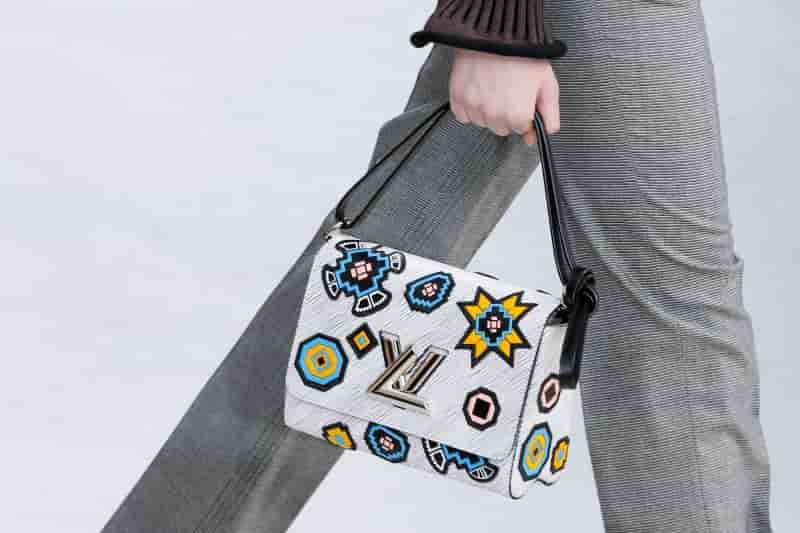 Lvmh n'entend pas harmoniser ses prix au niveau mondial