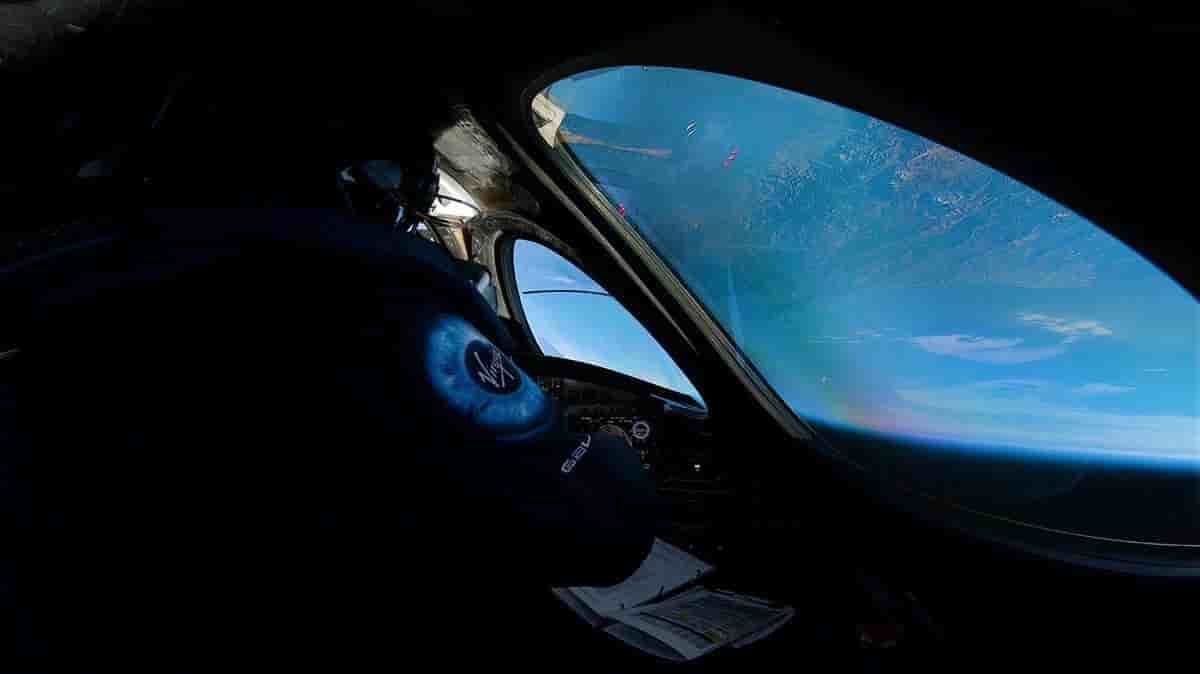 Vue du cockpit à plus de 80 km d’altitude