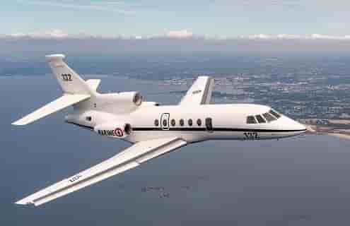 Le premier Falcon 50 Ms intégrant une trappe de largage a été remis à la DGA.