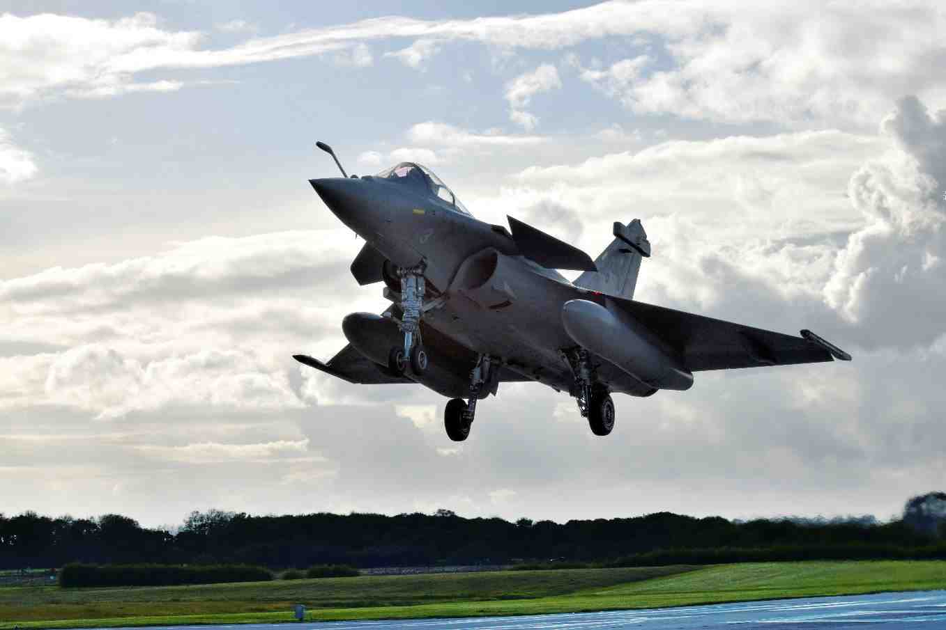 Les 144 Rafale français seront portés au standard F3-R