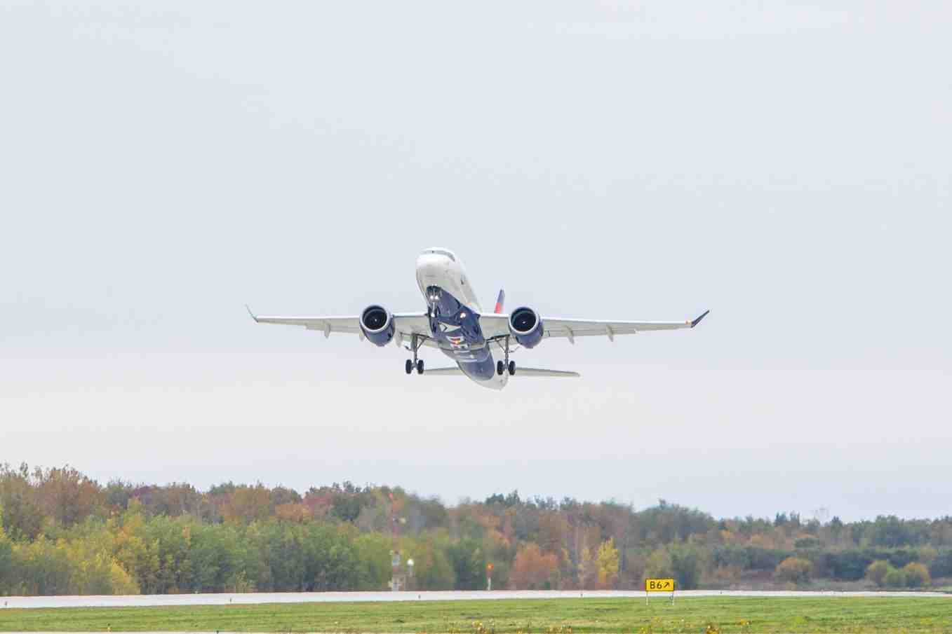 Airbus A220 for Delta Air Lines.
