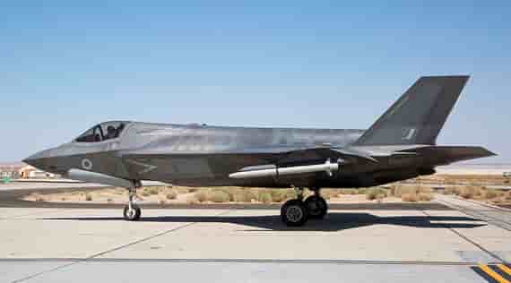 F-35B britannique équipé du missile ASRAAM