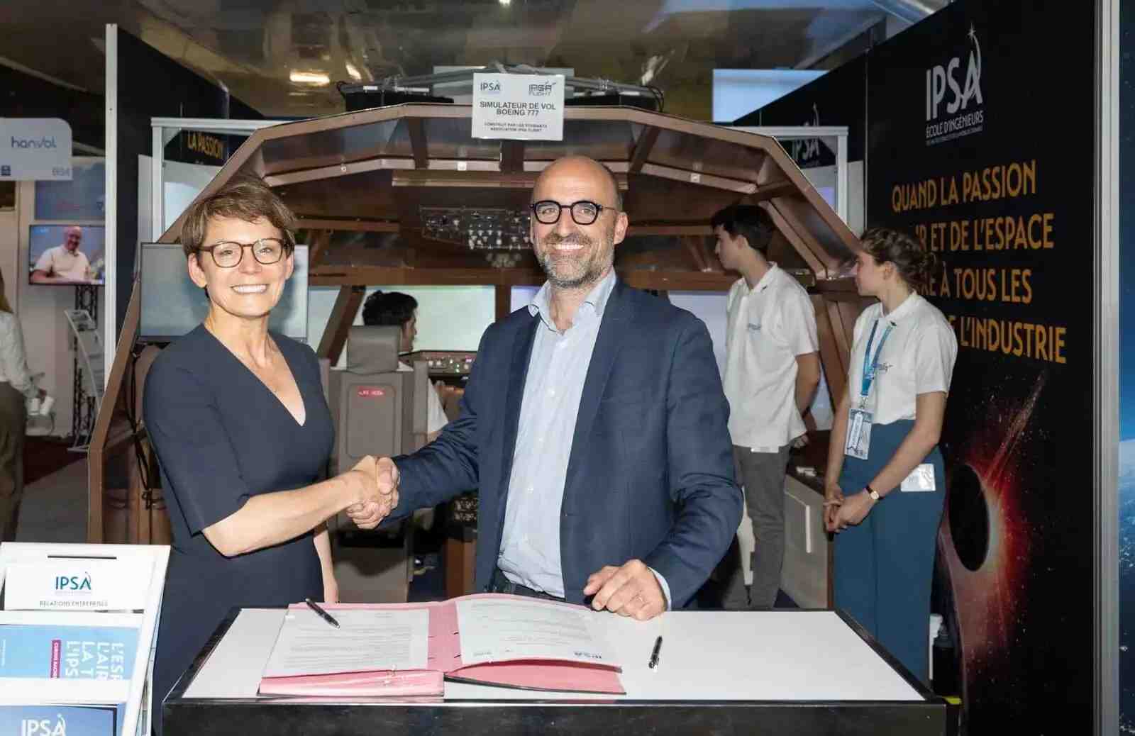 L'IPSA signe des conventions avec des industriels au Salon du Bourget 2023