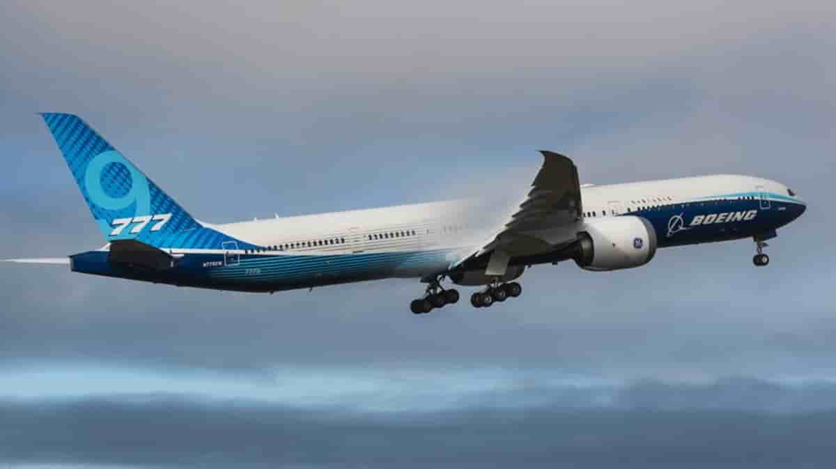 Boeing-777x-9-takes-maiden-flight-TexasNewsExpress4