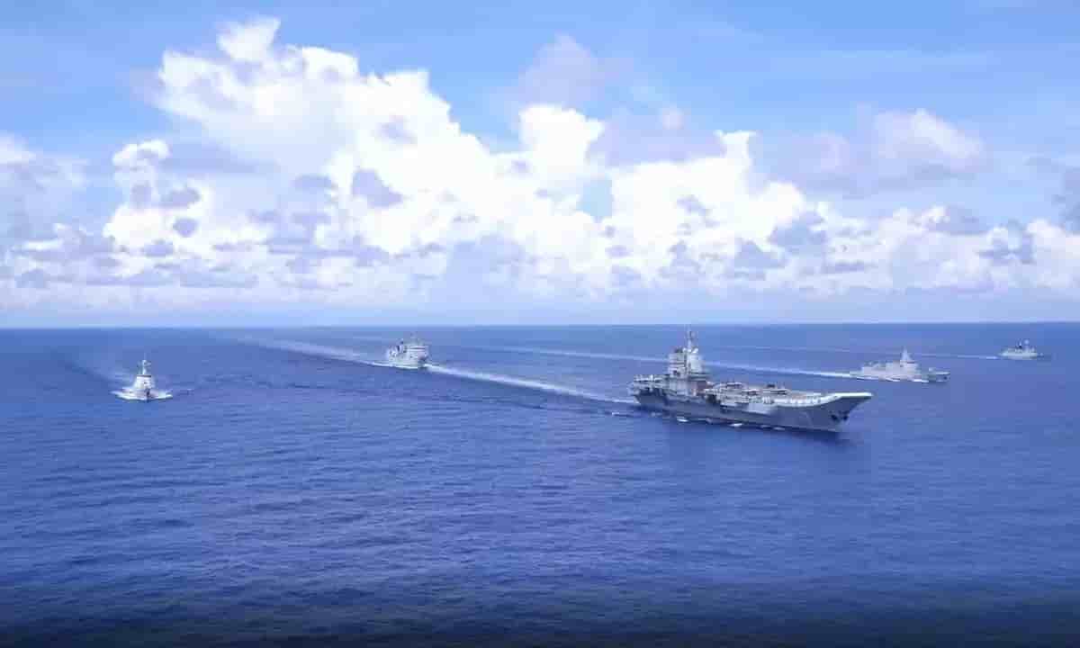 La porte-avions Shandong de la Marine de l'Armée Populaire de Libération (APL) chinoise.