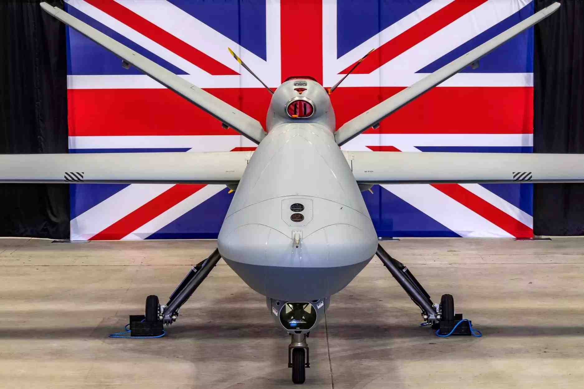 Premier MQ-9B Protector anglais sur sa base de RAF Waddington.