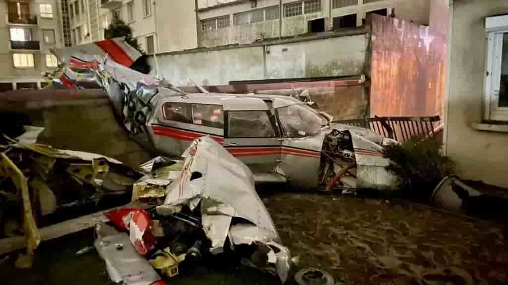 un avion Piper PA-30 Twin Comanche
