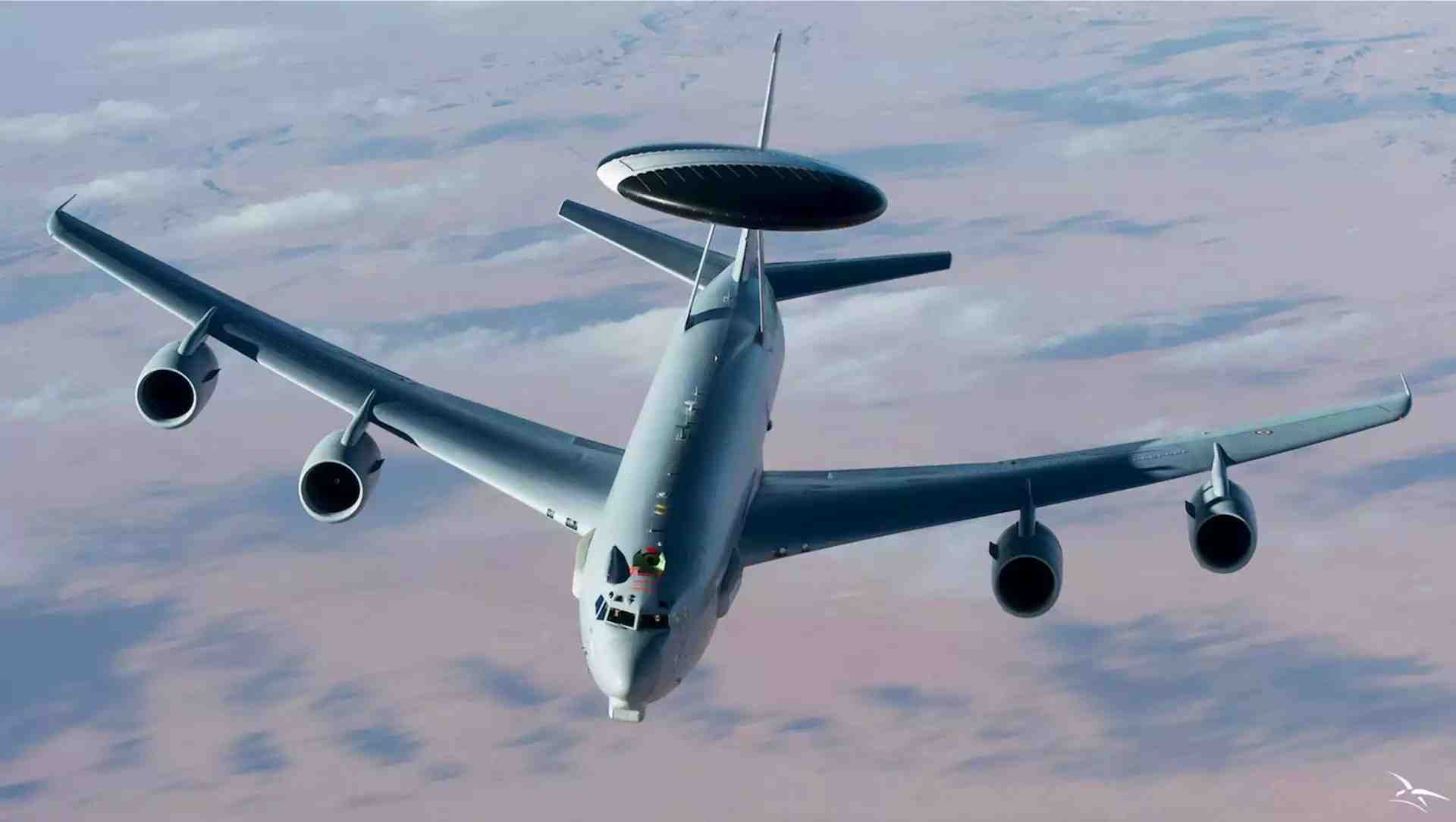 E-3F SDCA (Sentry) français en approche pour un ravitaillement en vol.
