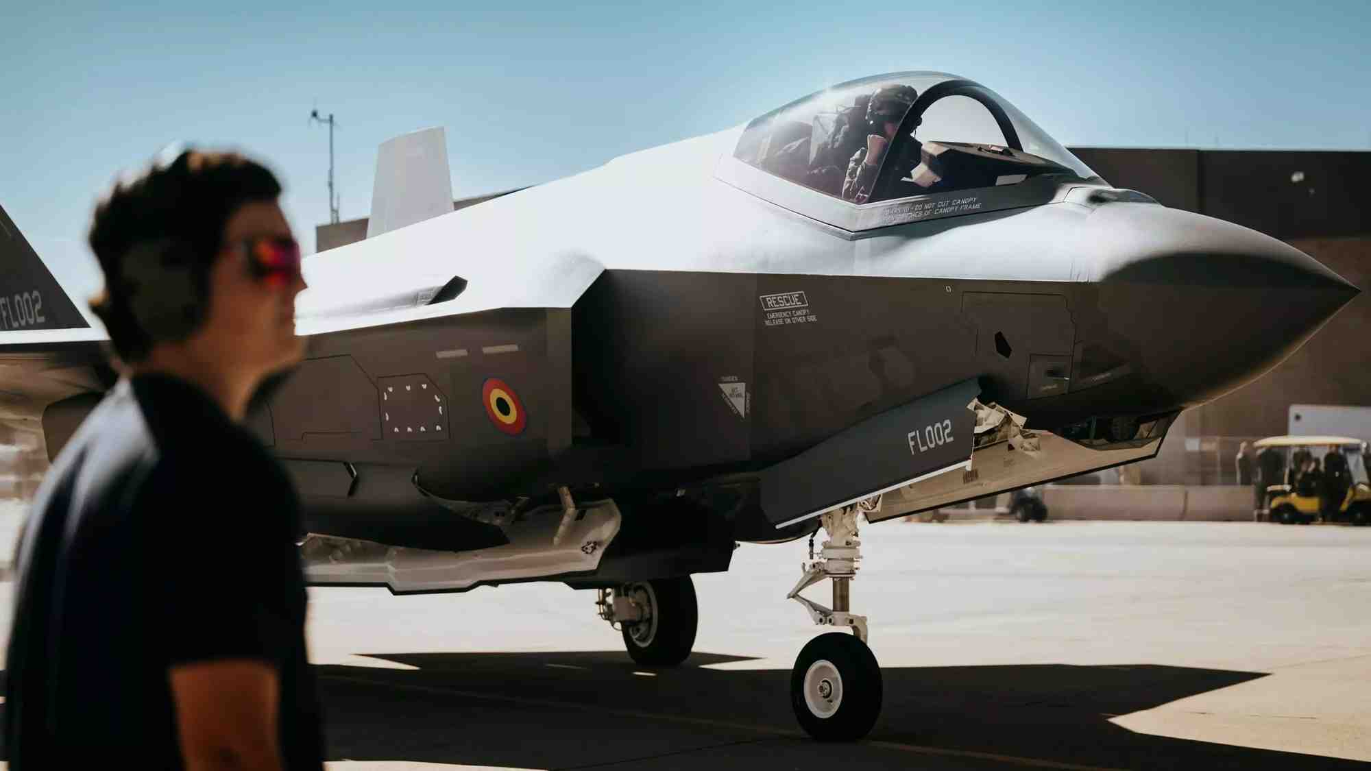 Arrivée du premier F-53A belge sur la base aérienne américaine de Luke (Arizona)(3 décembre 2024).