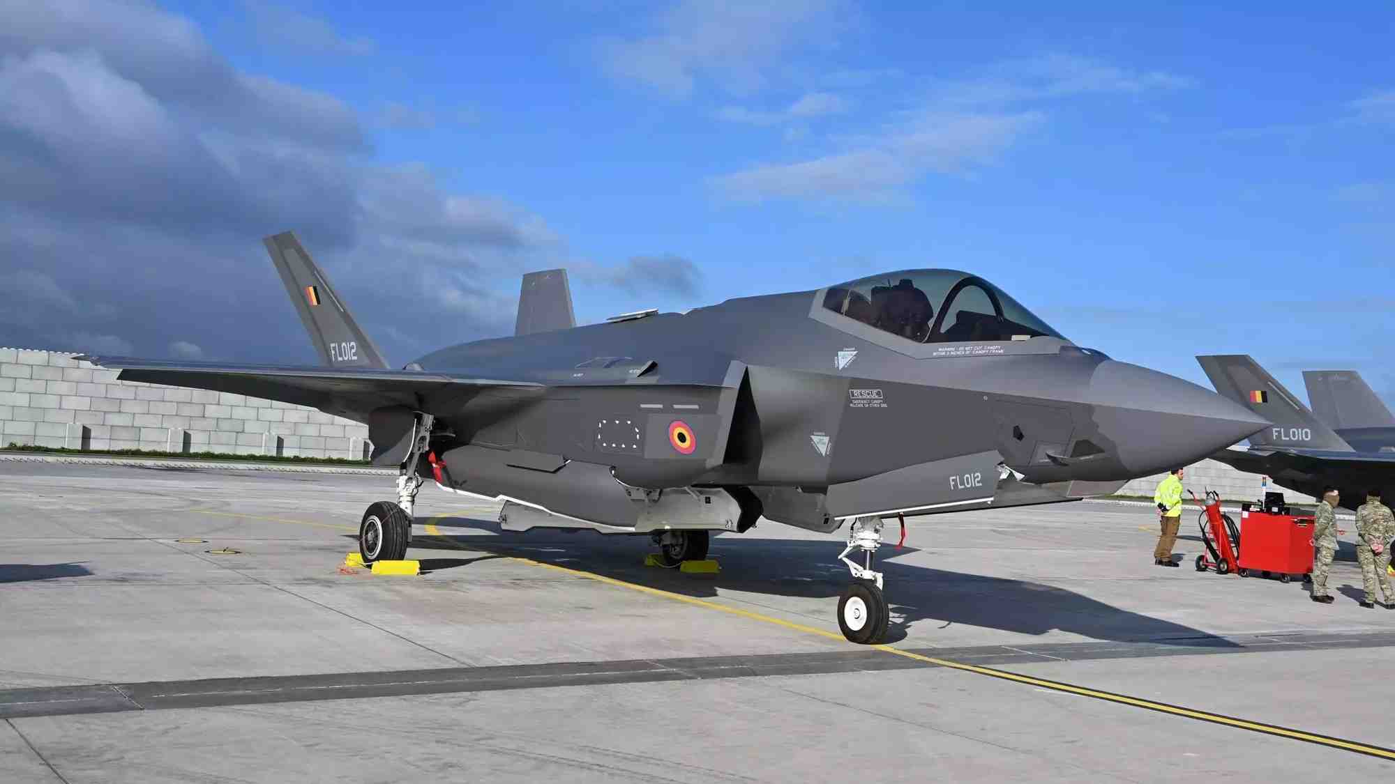 Un des trois F-35A de la Force aérienne belge accueilli le lundi 13 octobre sur la base aérienne de Florennes (13 octobre 2025).