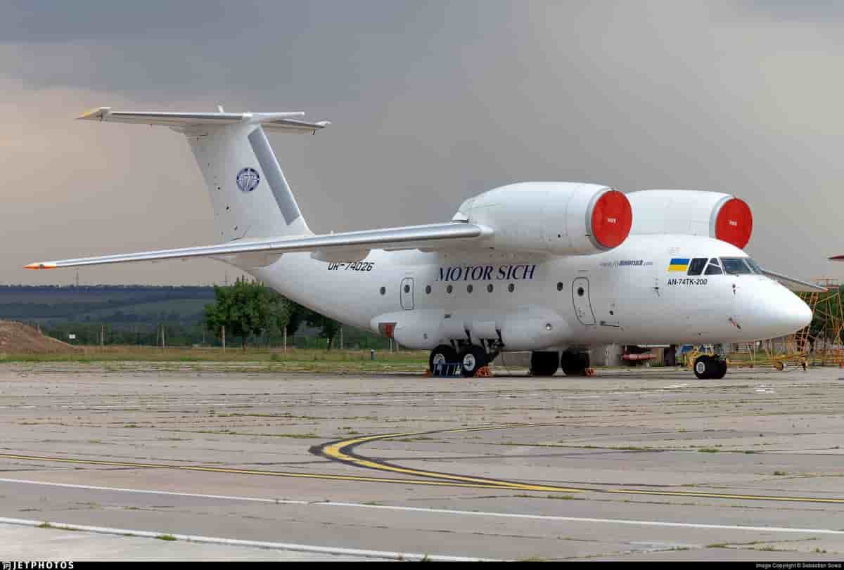 AN-74 TK200