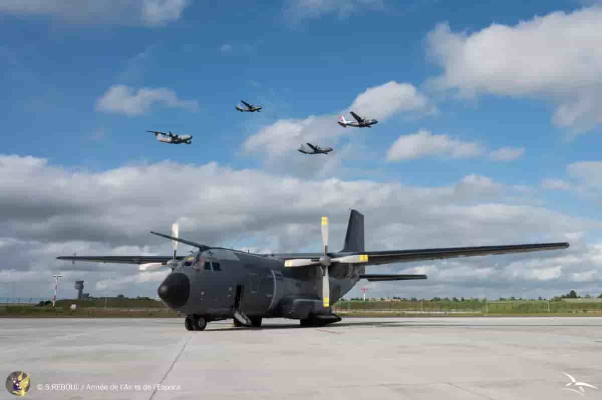 Cérémonie d'adieu du C-160 Transall sur la base d'Évreux.