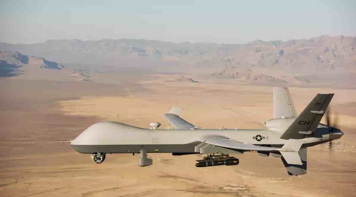 Un drone MQ-9 Reaper survolant une zone d'essais dans le Nevada, aux États-Unis.