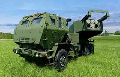 Image d'artiste d'un M142 HIMARS.