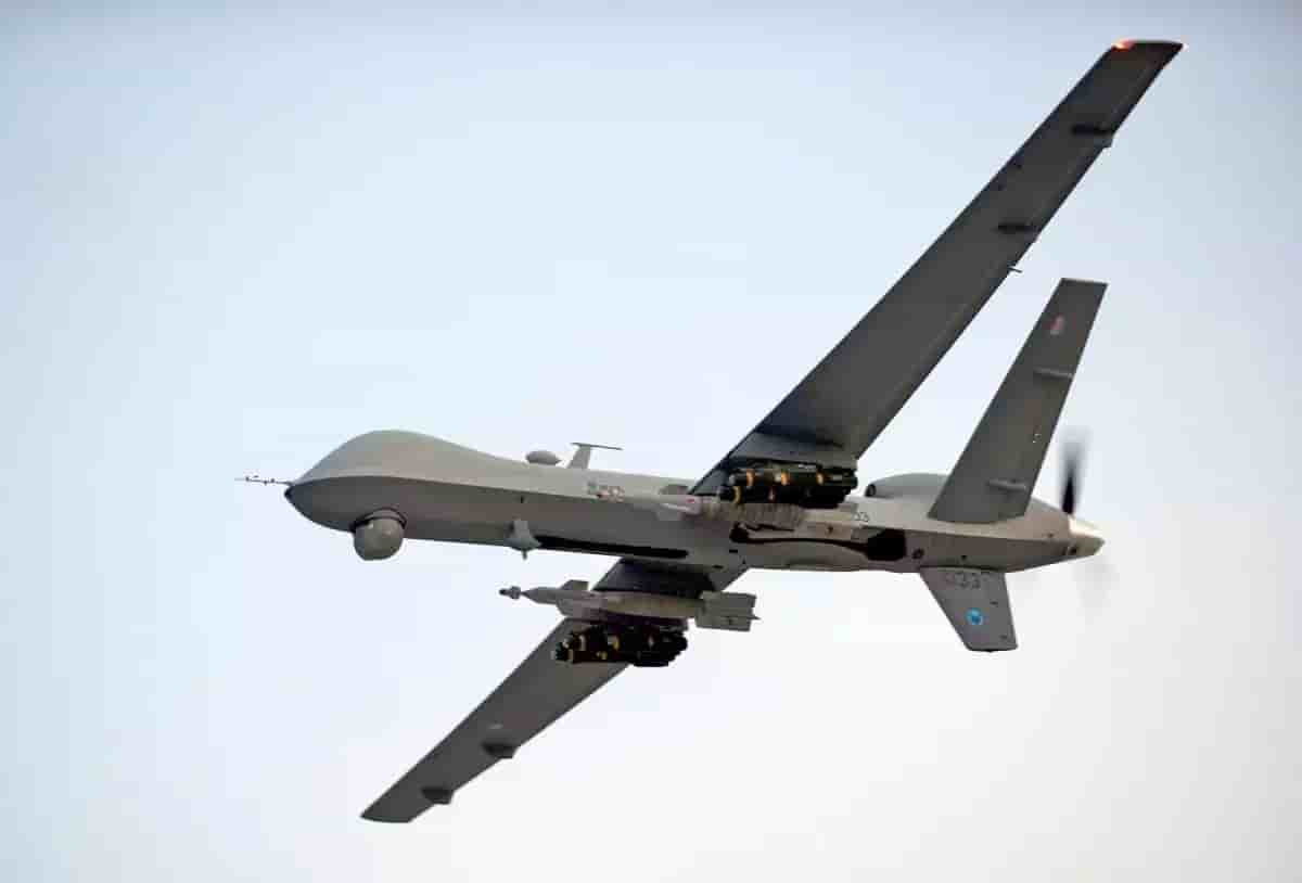 Un drone Reaper britannique photographié au-dessus de l'Afghanistan lors de l'opération Herrick.
