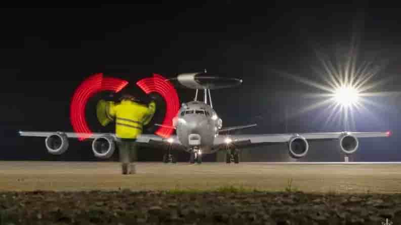 E-3F AWACS de l'Armée de l'Air et de l'Espace sur la base aérienne 702 d'Avord.