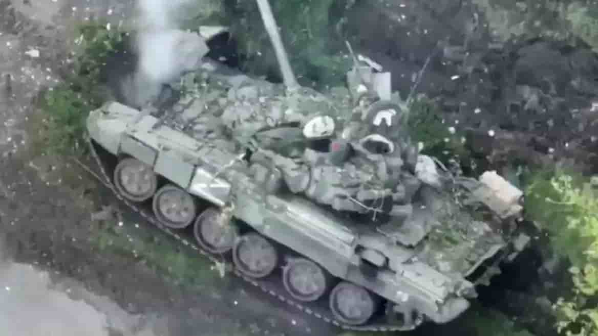 T-90A russe abandonné.