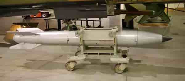 B-61 de première génération.
