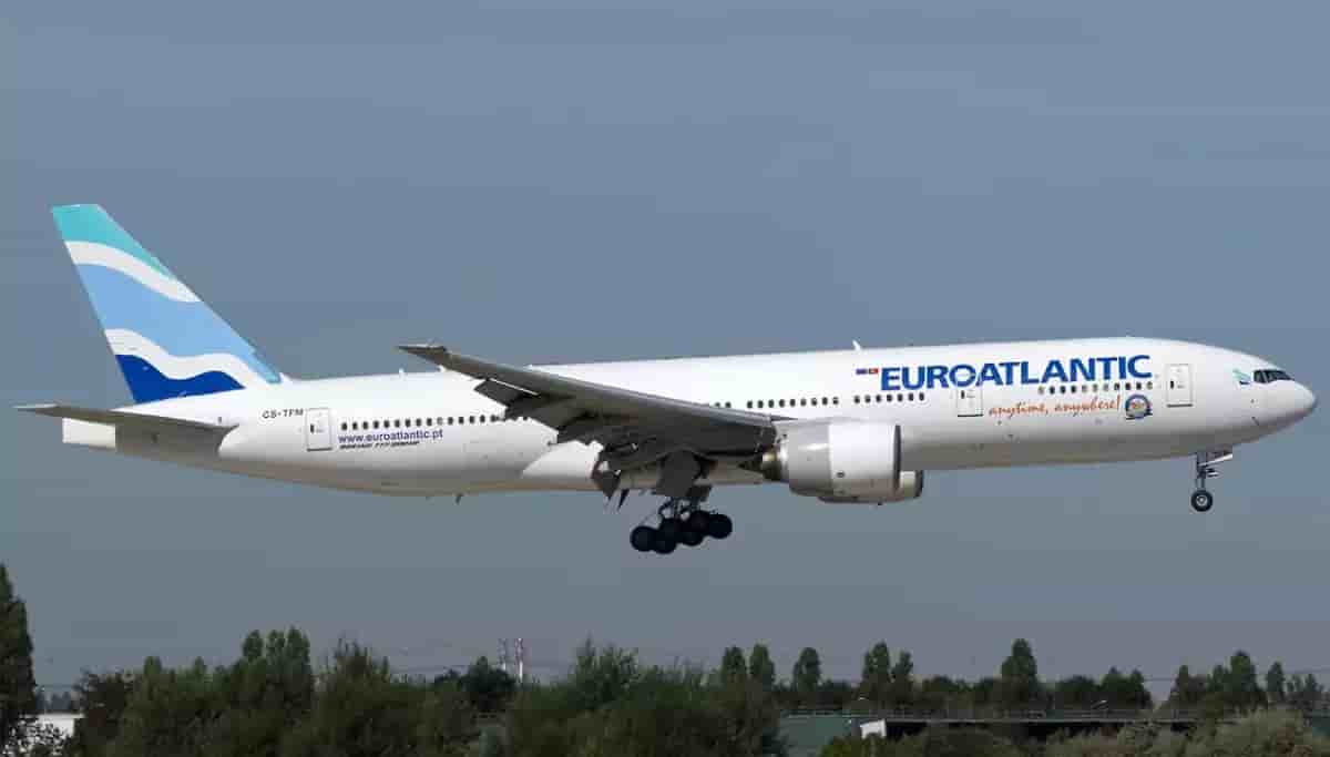 B777