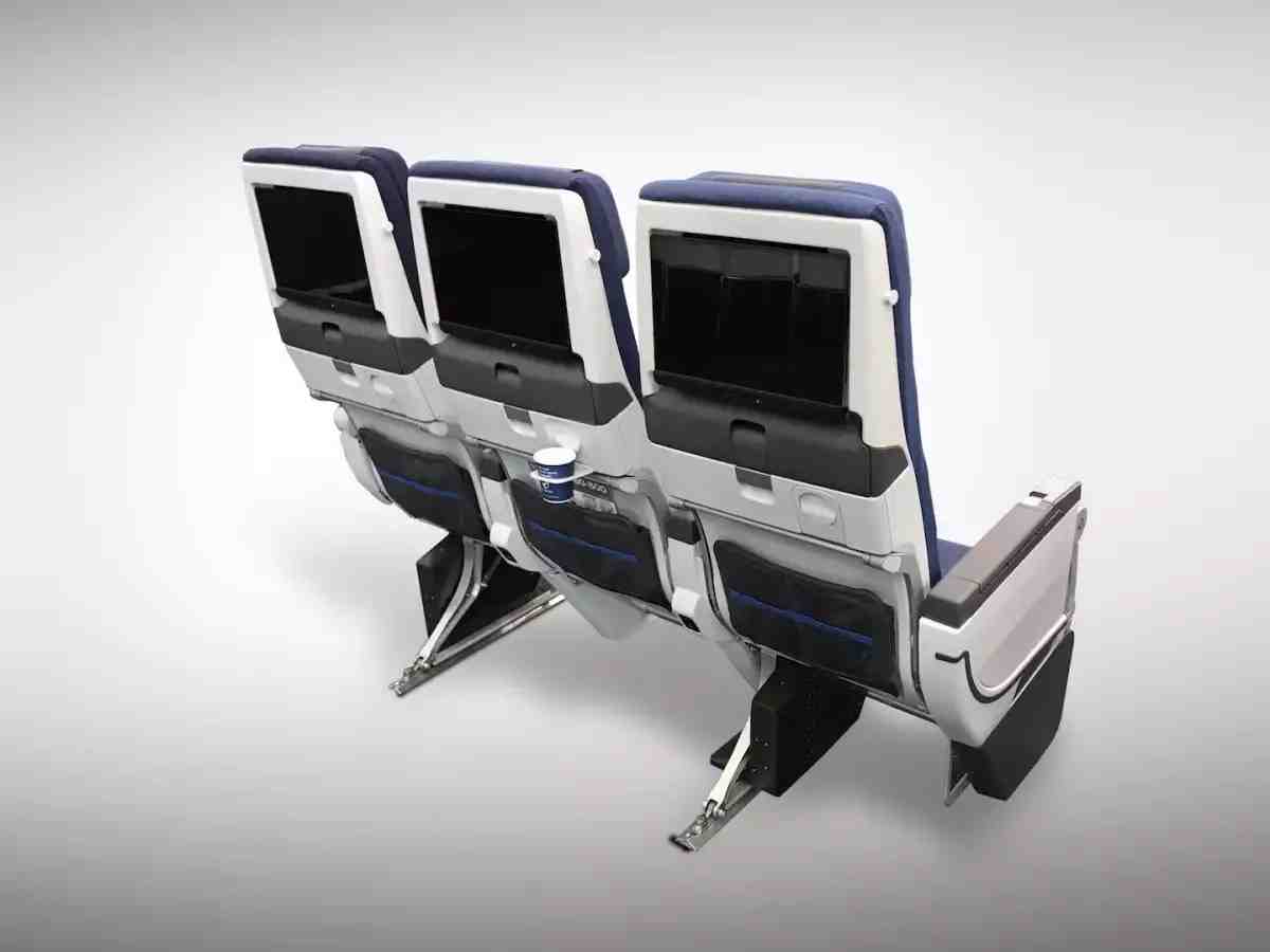 LH CL3710_backview_bckgrd