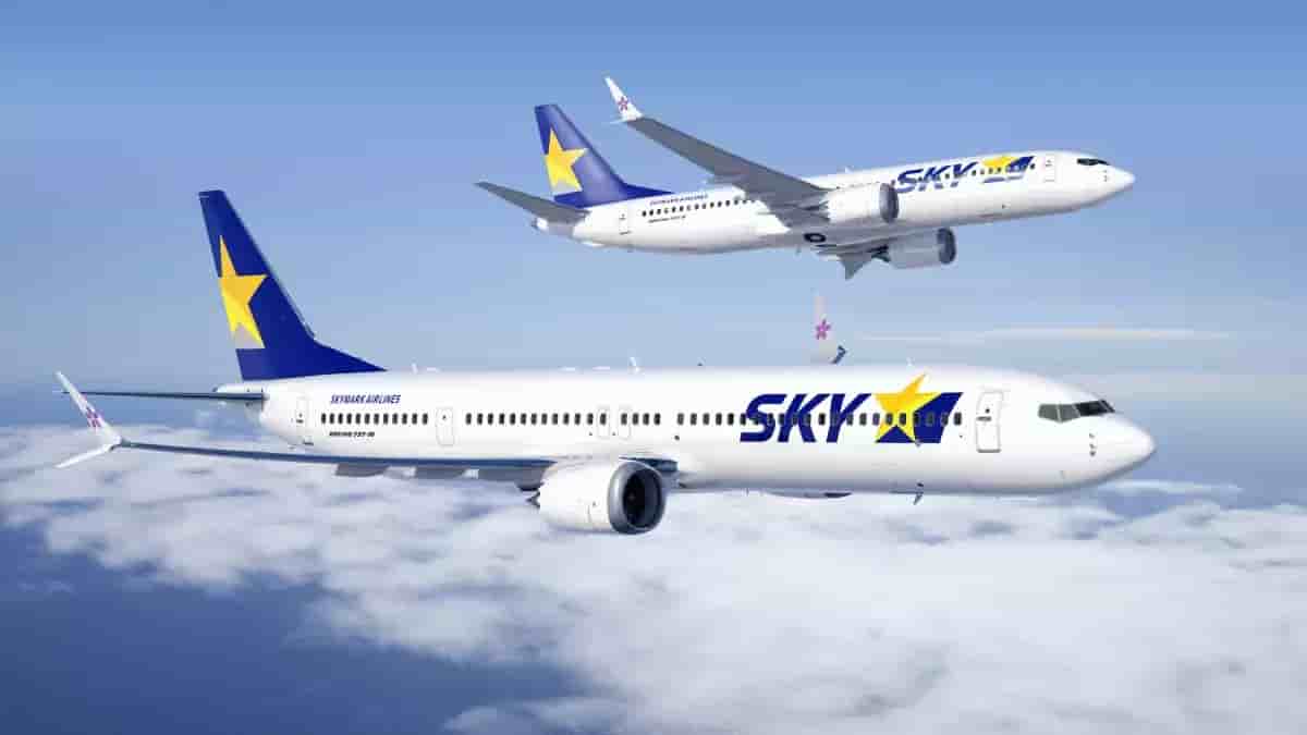 Rendering_of_Boeing_737_8_and_737_10_in_Skymark_livery