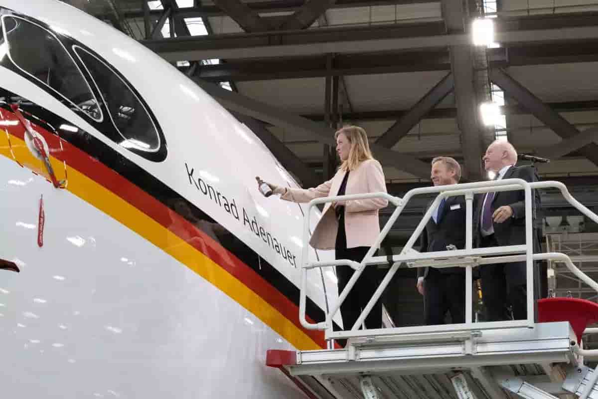 221116_221116_A350-Konrad_Adenauer-003