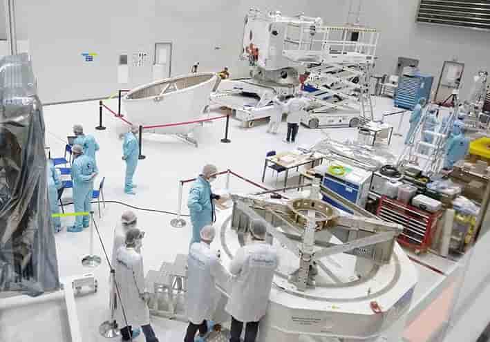 BepiColombo en salle blanche, le 29 juin