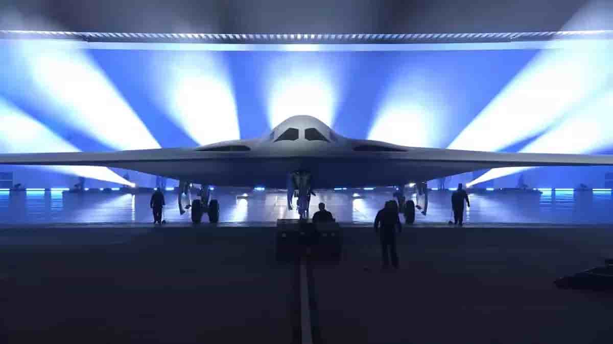 B-21 Raider premier appareil 2 décembre 2022.
