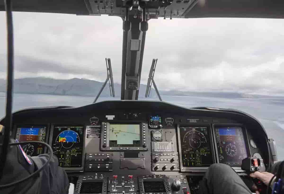 Helicopter_cabin_1024x700