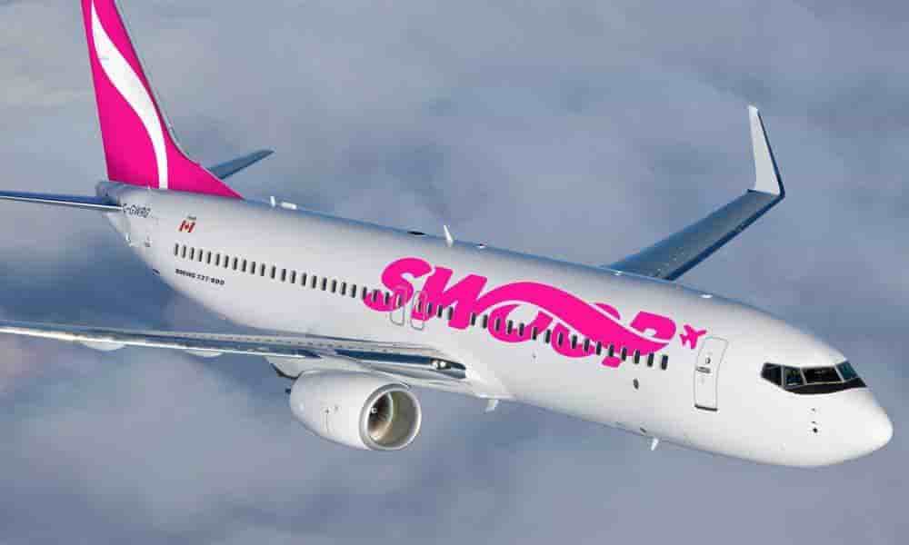 Boeing 737-800 Swoop Airlines