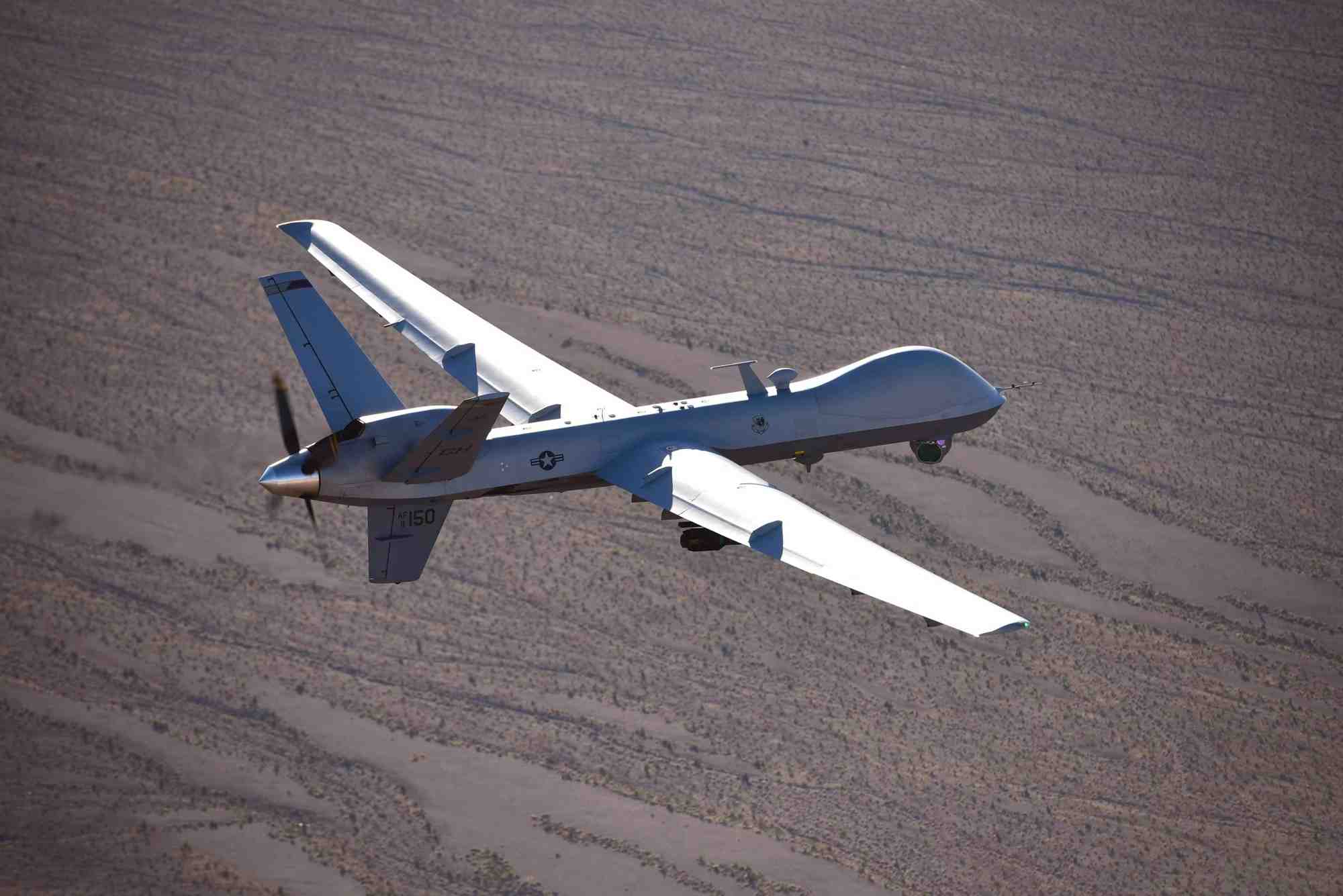 MQ-9 Reaper de l'USAF au dessus du Nevada Test and Training Range.