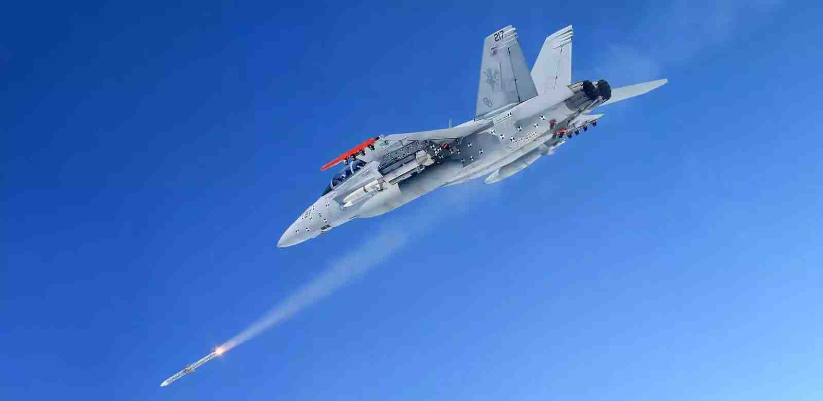 AMRAAM F3R_20210512_007