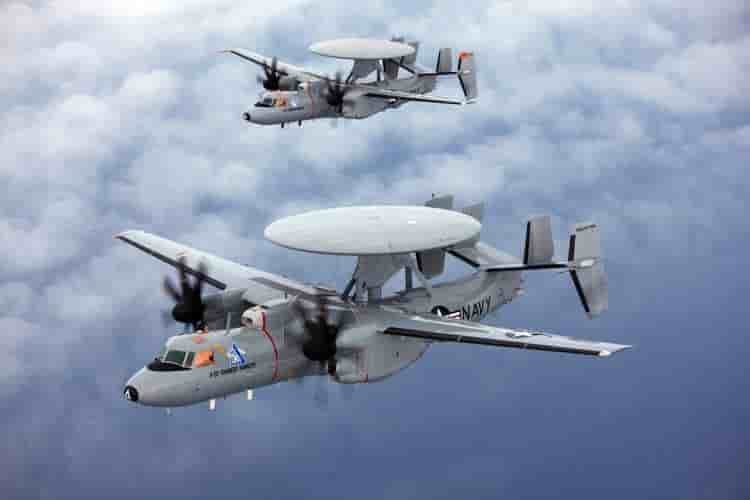 24 E-2D Hawkeye supplémentaires ont été commandés par l'US Navy.