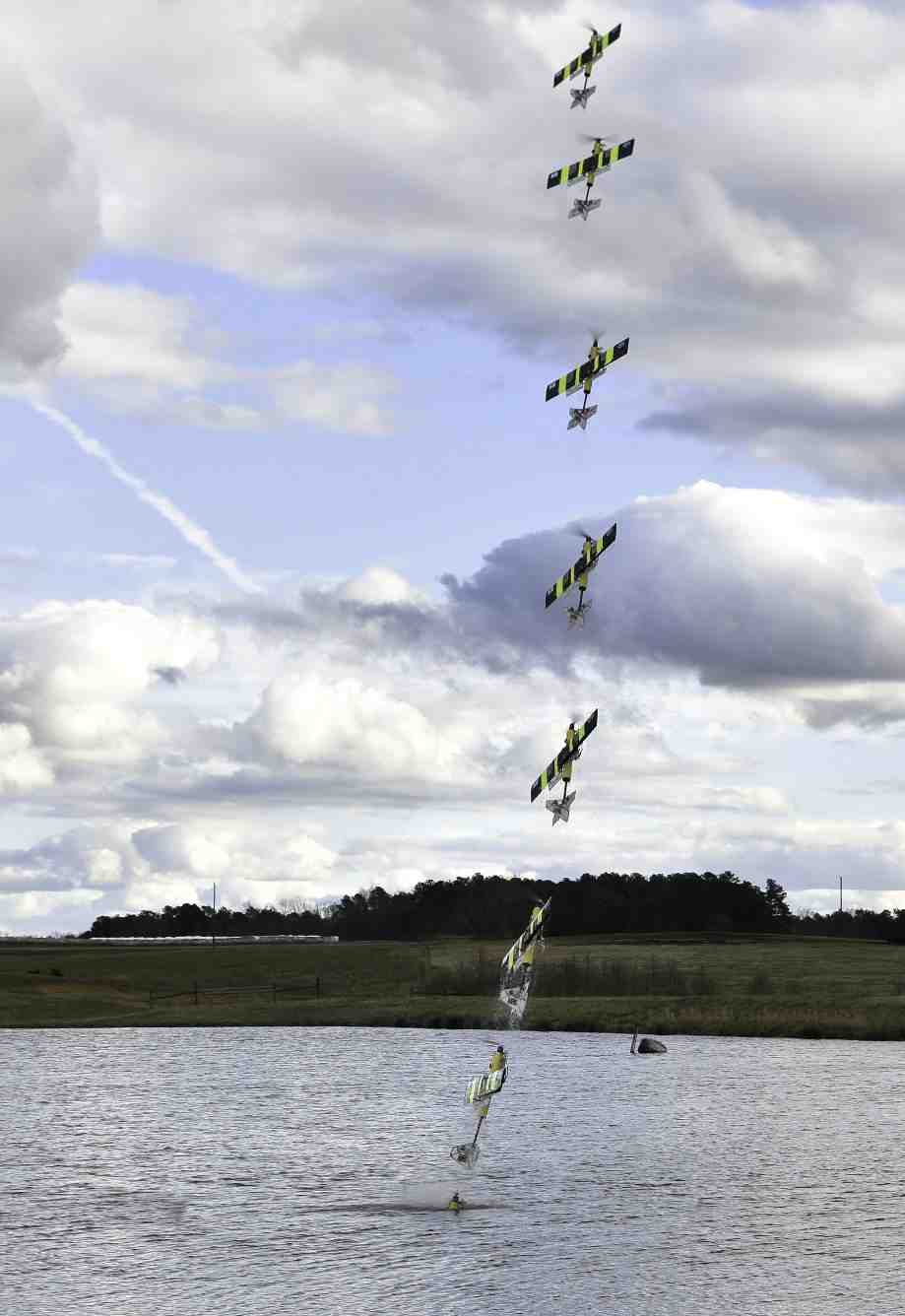 L'EagleRay peut se déplacer dans l'eau et dans l'air.