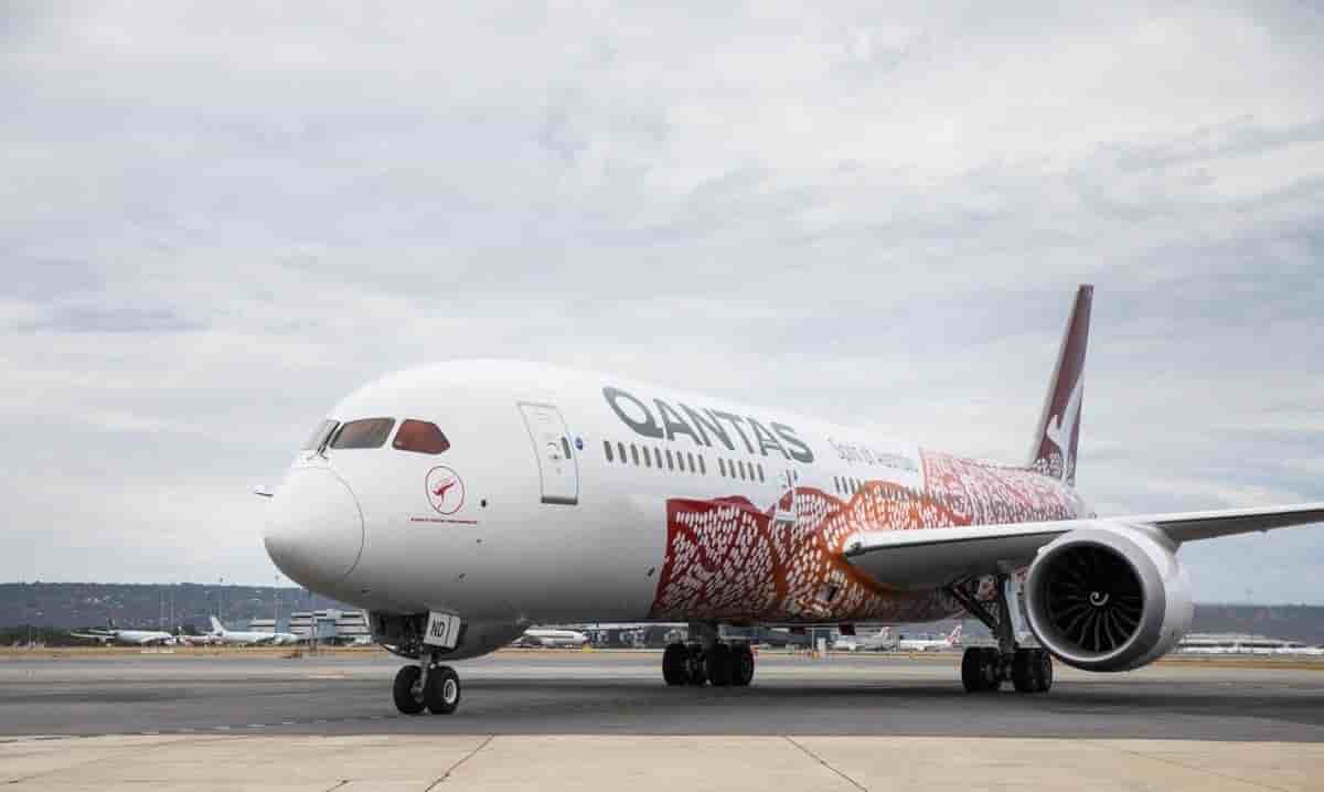 Le Boeing 787-9 de Qantas a réalisé le premier vol commercial direct entre l'Australie et la Grande-Bretagne.