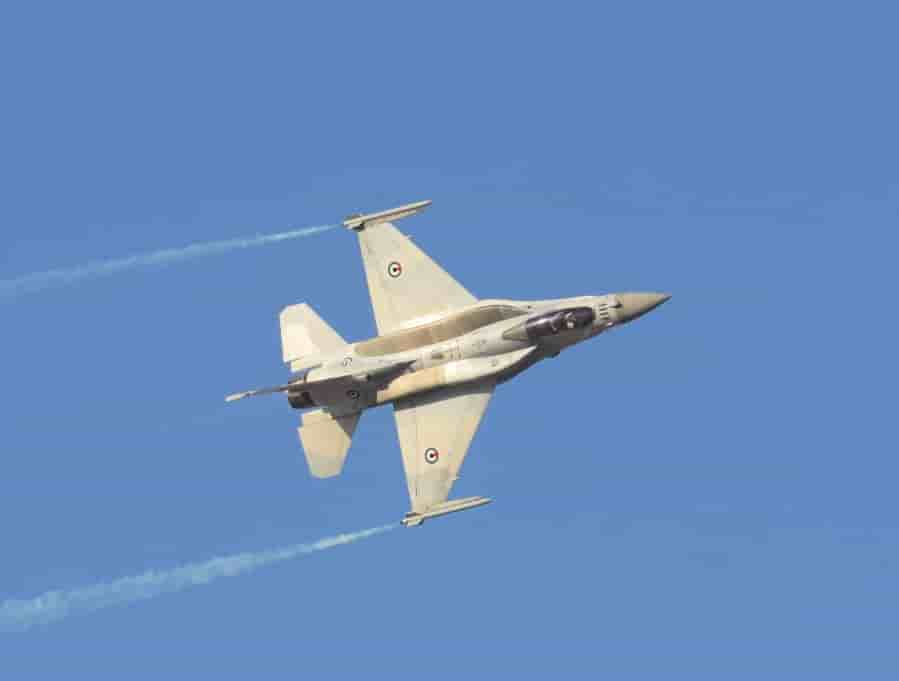 Les F-16 émiriens vont être équipés d'un nouveau HUD