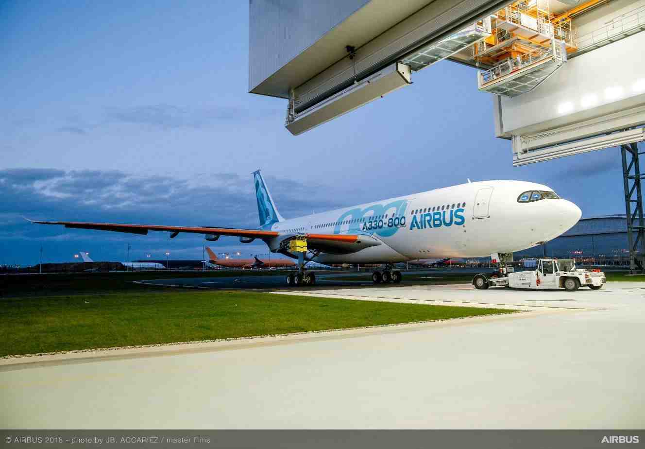 A330-800.