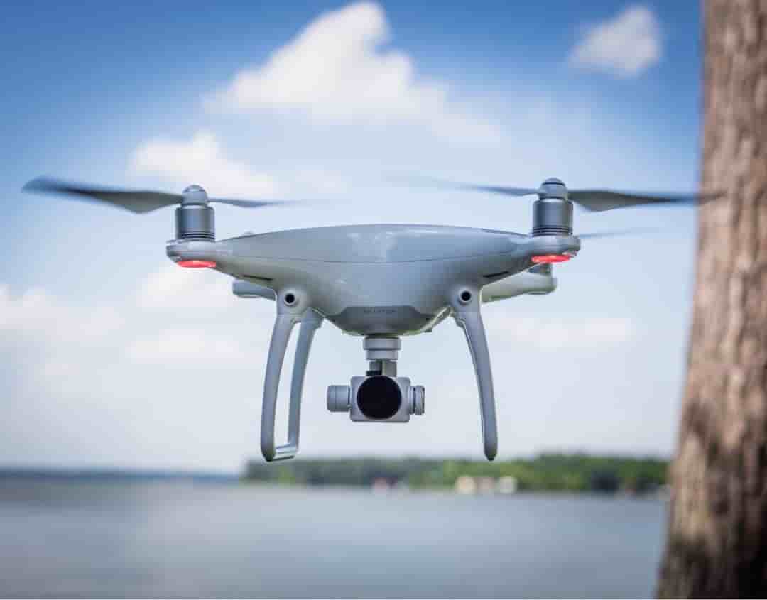 Les drones deviennent un outil indispensable pour de nombreux secteurs d'activités.
