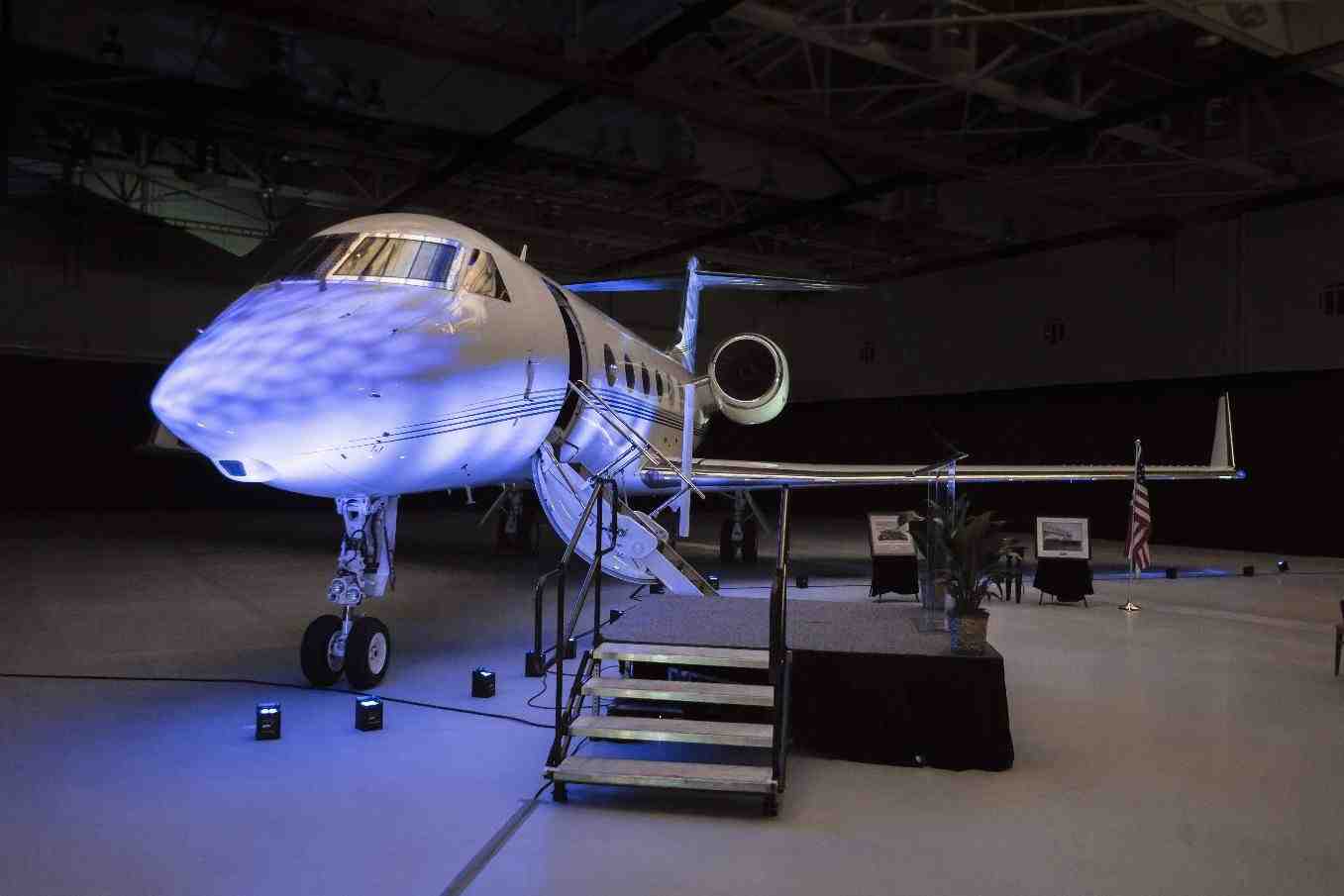 Le dernier Gulfstream G450 a été livré tandis que le nouveau G500 s'apprête à prendre sa succession.