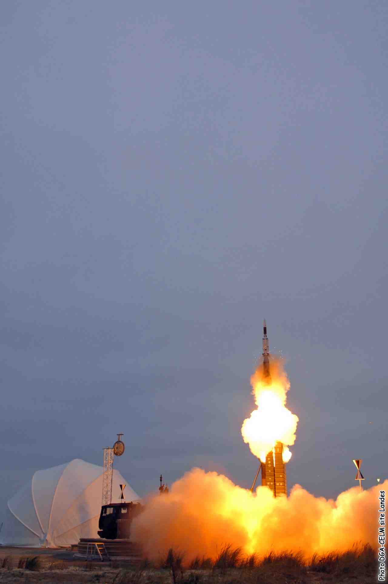 Tir d'un missile Aster 30 depuis une batterie SAMP/T. Ce système pourrait connaître une version turque spécifique.