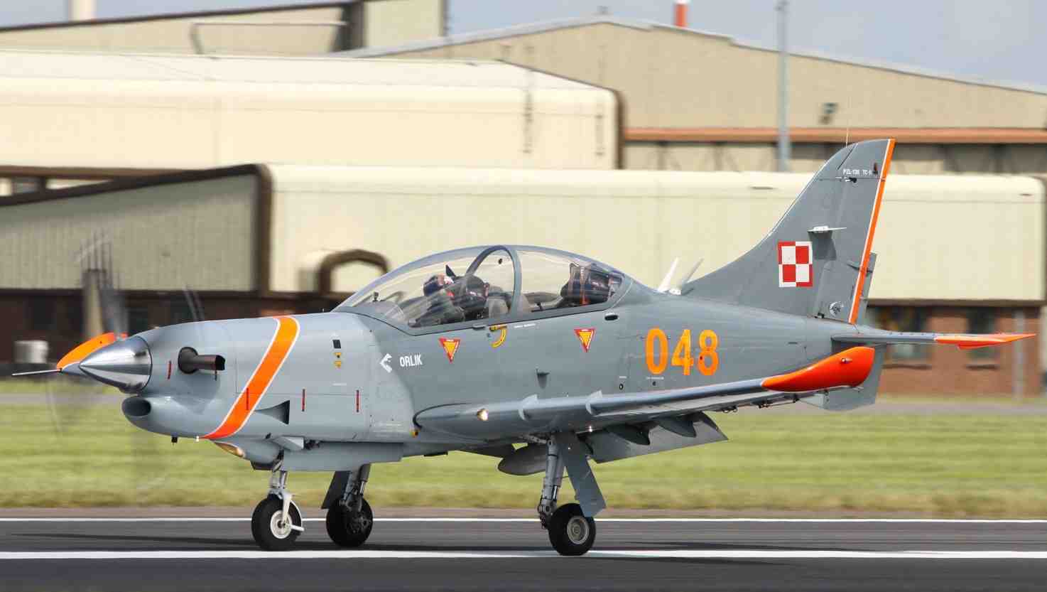 Douze PZL-130 Orlik seront modernisés.